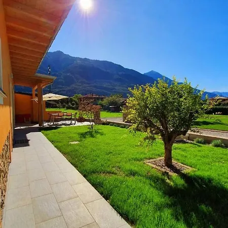Luxury Villa Sleep 6 Close To Lake Of Como Traona Exterior photo